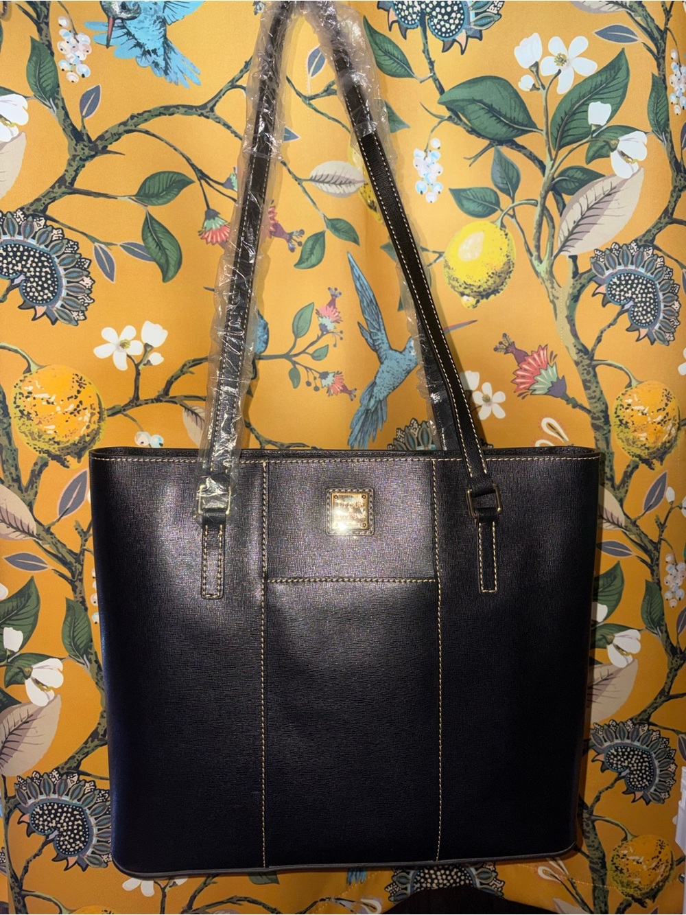 New Dooney and Bourke Black Saffiano Leather Lexington Tote